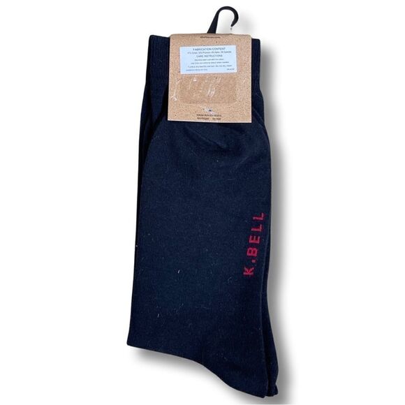 Men's Christmas “Meet Under The Mistletoe” Crew Socks • NWT - Picture 2 of 5